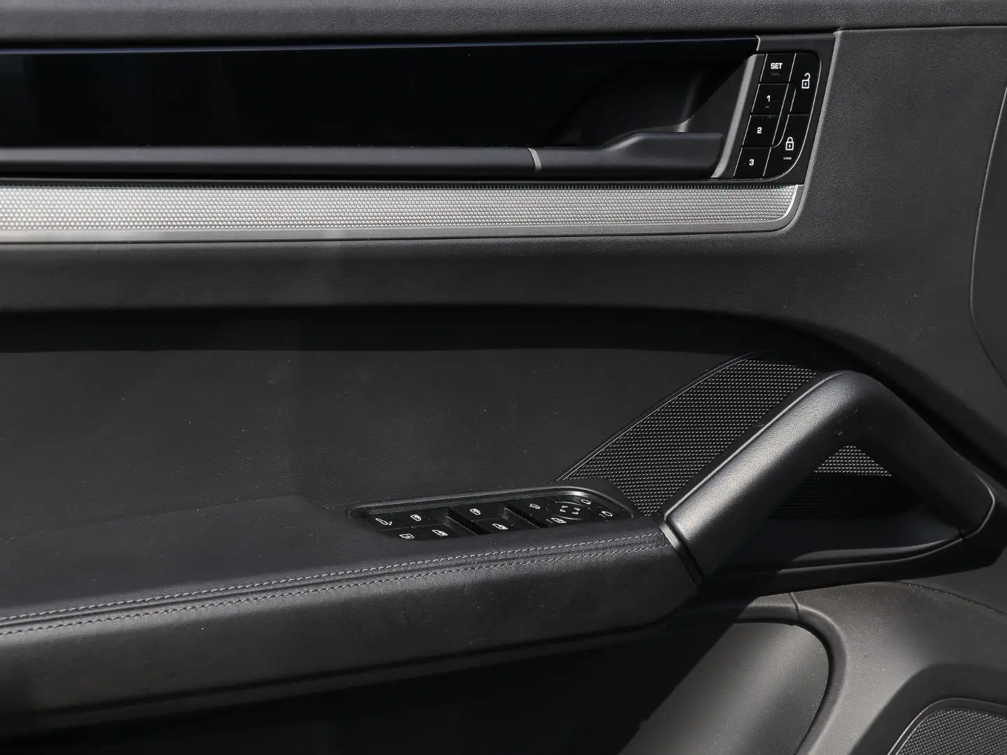 Cayenne E-Hybrid BOSE Sportabgas Surround-View