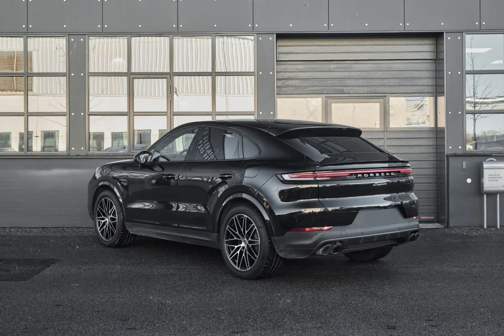 Cayenne Coupe E-Hybrid