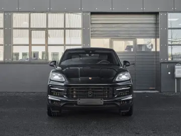 Cayenne Coupe E-Hybrid