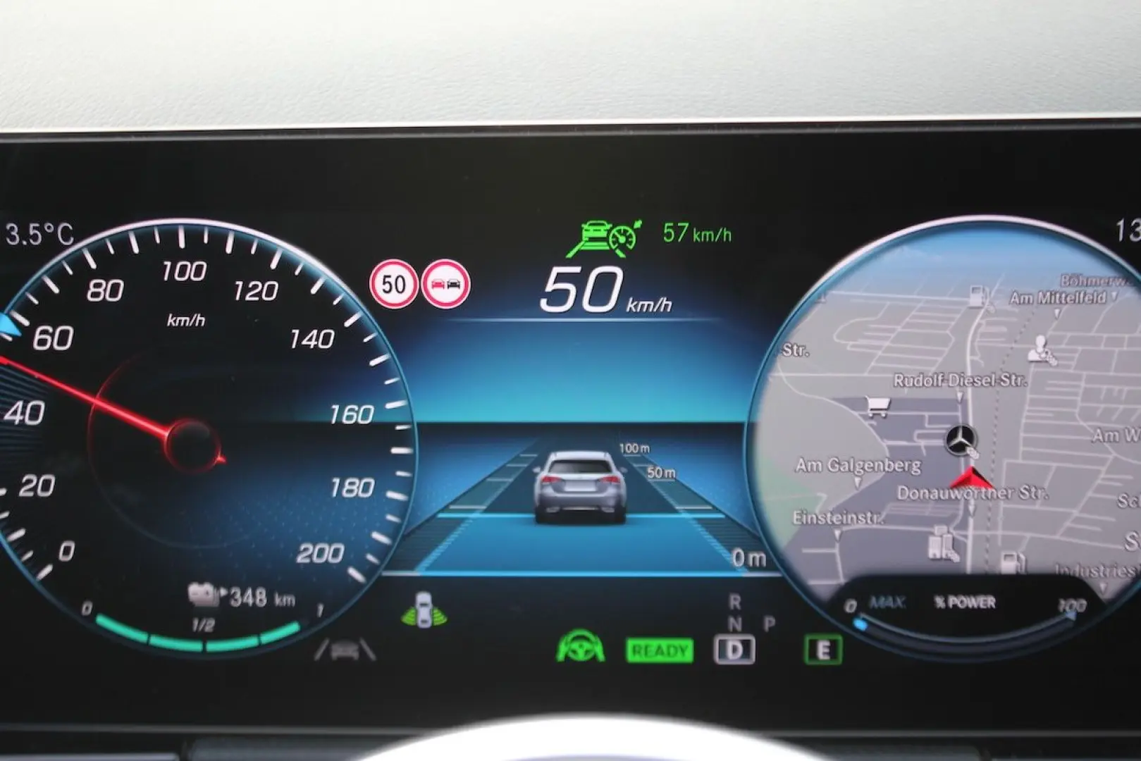 EQA 250 PANO HUD ACC WideScreen 19.197 € NETTO