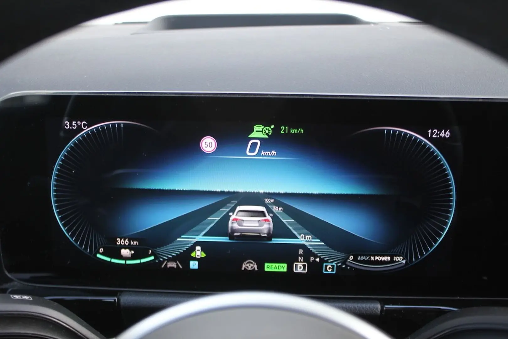 EQA 250 PANO HUD ACC WideScreen 19.197 € NETTO