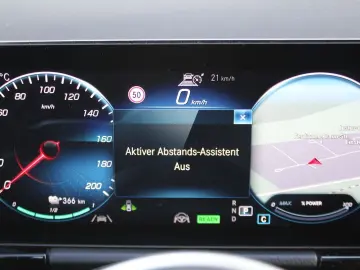 EQA 250 PANO HUD ACC WideScreen 19.197 € NETTO