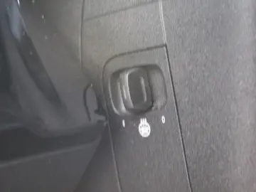 EQA 250 PANO HUD ACC WideScreen 19.197 € NETTO