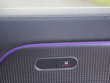 EQA 250 PANO HUD ACC WideScreen 19.197 € NETTO