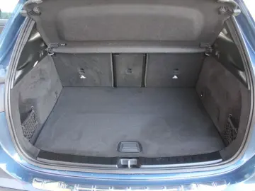 EQA 250 PANO HUD ACC WideScreen 19.197 € NETTO