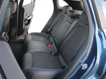 EQA 250 PANO HUD ACC WideScreen 19.197 € NETTO