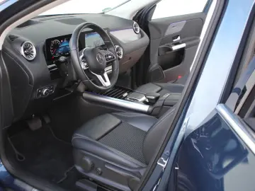 EQA 250 PANO HUD ACC WideScreen 19.197 € NETTO