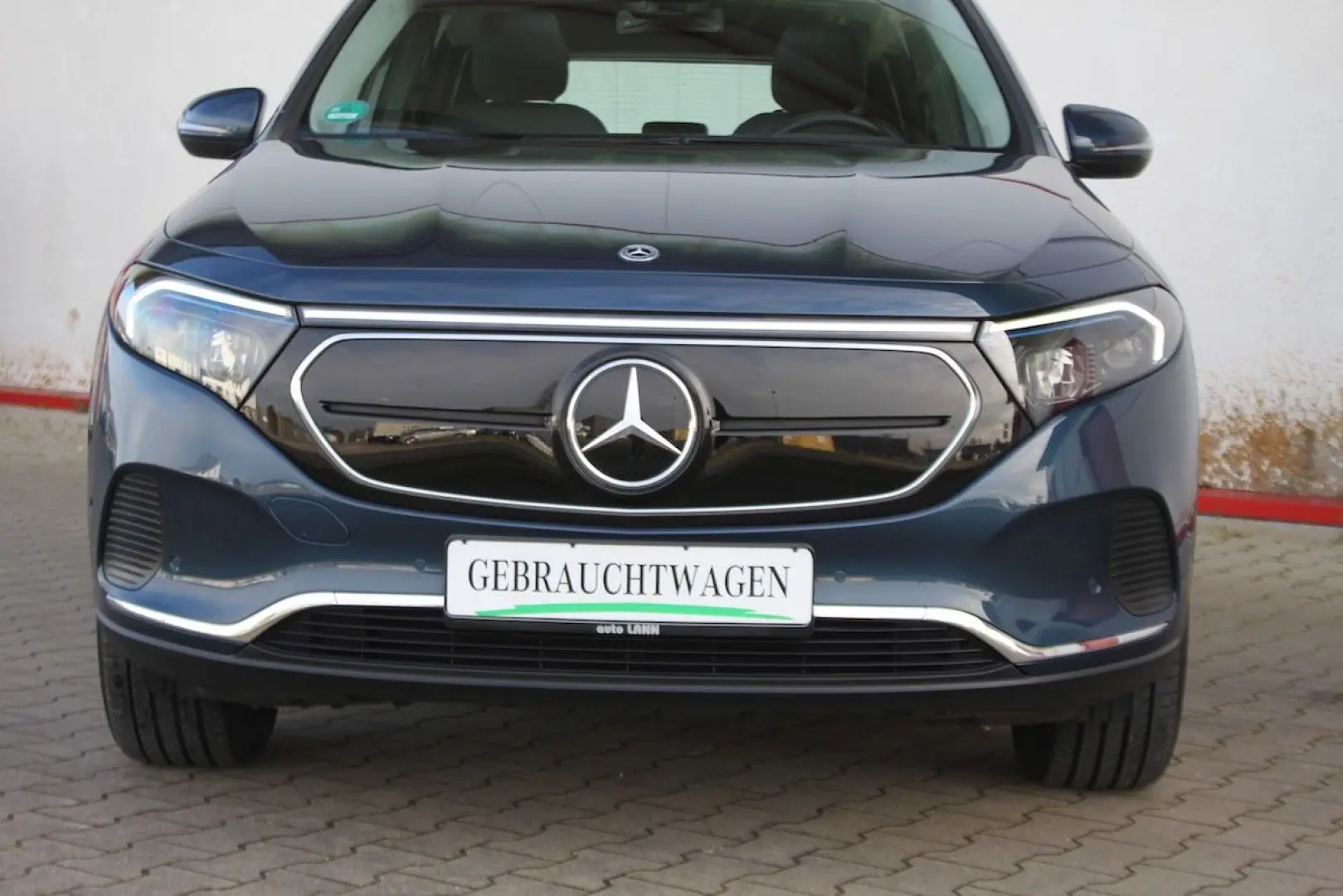 EQA 250 PANO HUD ACC WideScreen 19.197 € NETTO