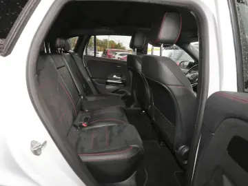 EQA 250 AMG Night MBUX Panorama Totwinkel Kamera