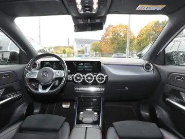 EQA 250 AMG Night MBUX Panorama Totwinkel Kamera