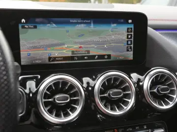 EQA 250 AMG Night MBUX Panorama Totwinkel Kamera