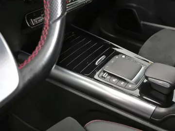 EQA 250 AMG Night MBUX Panorama Totwinkel Kamera