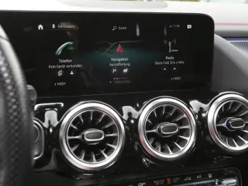 EQA 250 AMG Night MBUX Panorama Totwinkel Kamera