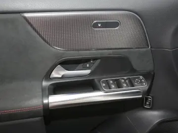 EQA 250 AMG Night MBUX Panorama Totwinkel Kamera