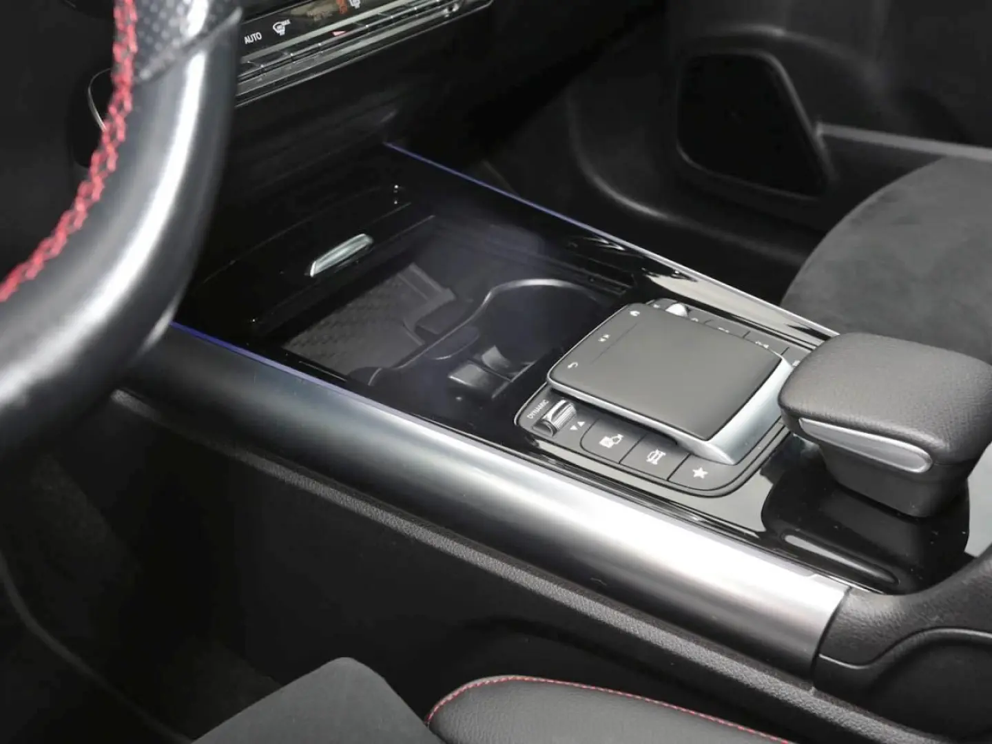 EQA 250 AMG Night MBUX Panorama Totwinkel Kamera