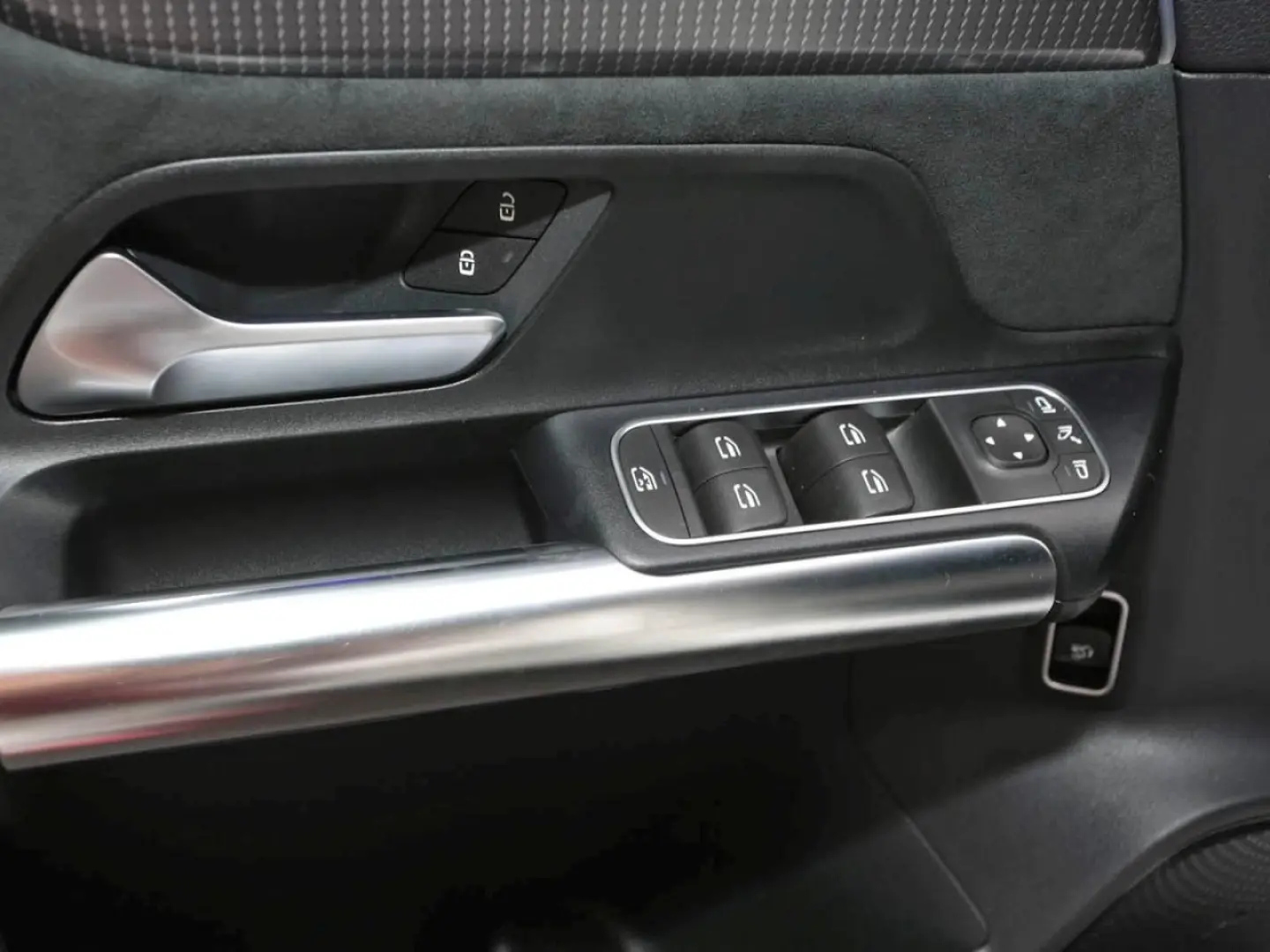 EQA 250 AMG Night MBUX Panorama Totwinkel Kamera