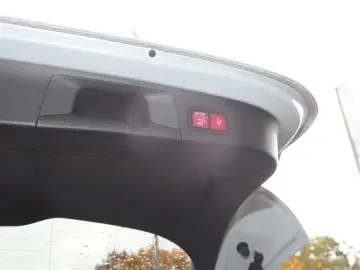 EQA 250 AMG Night MBUX Panorama Totwinkel Kamera