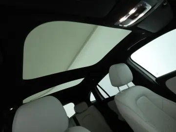 EQA 250  AMG Edition 1 Panorama PTS Kamera Navi