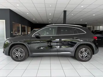 EQA 250 AMG-LINE PANO DISTRONIC MBEAM KAMERA