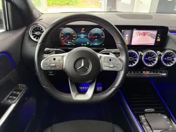 EQA 250 AMG-LINE PANO DISTRONIC MBEAM KAMERA