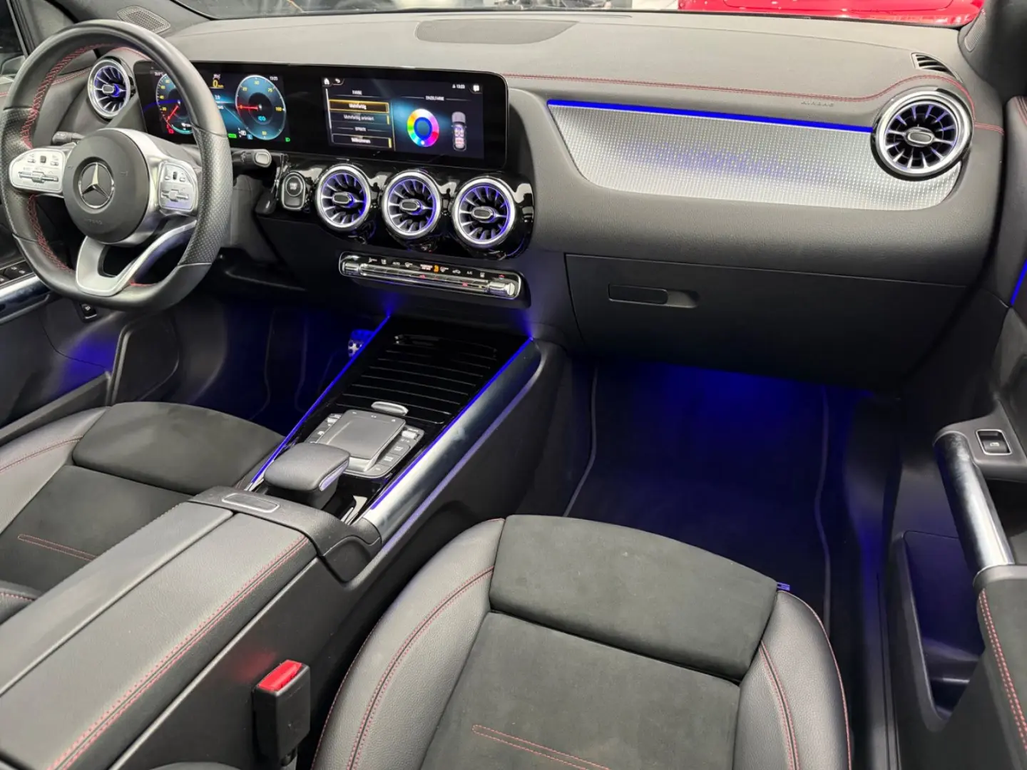 EQA 250 AMG-LINE PANO DISTRONIC MBEAM KAMERA