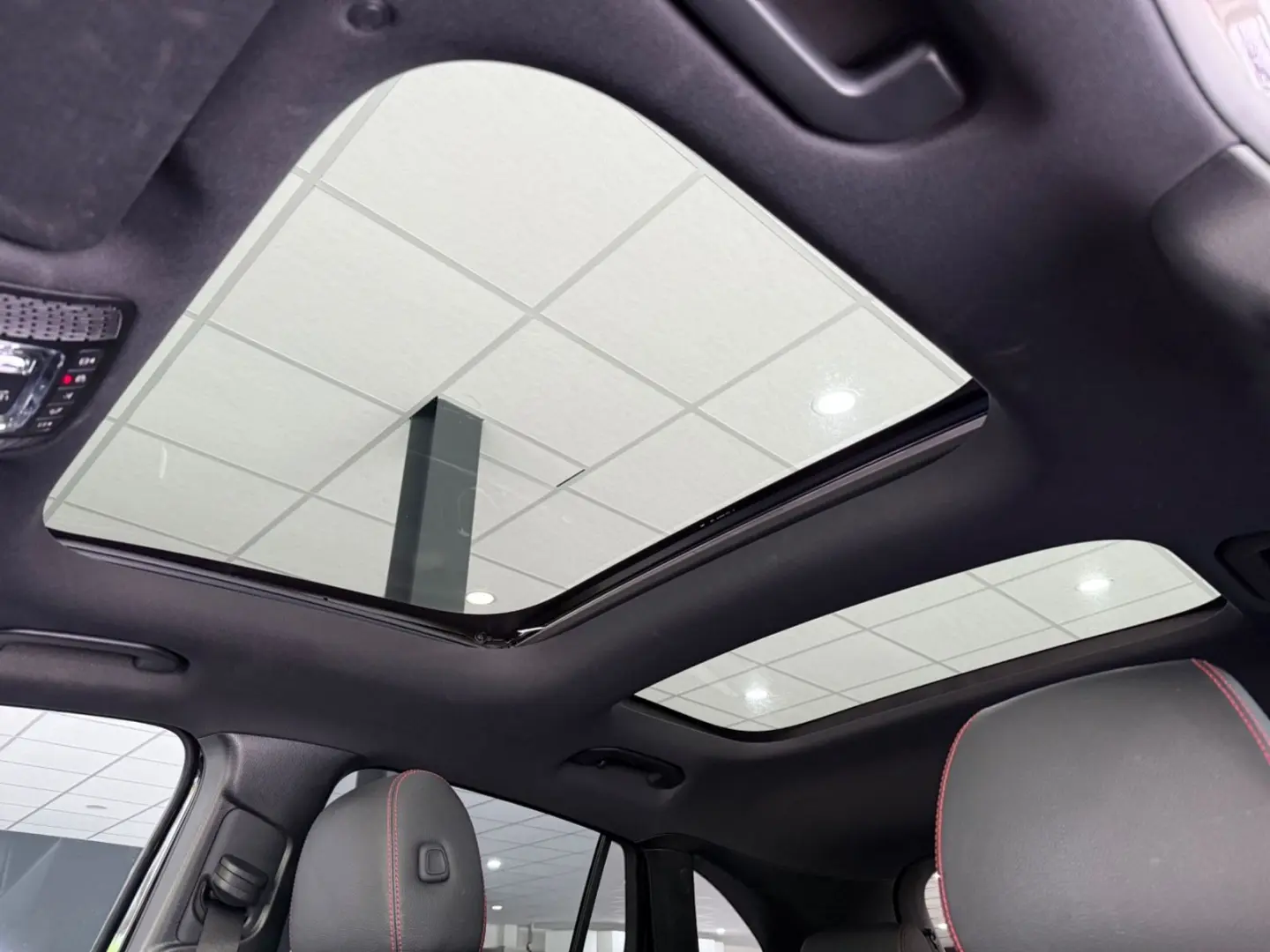 EQA 250 AMG-LINE PANO DISTRONIC MBEAM KAMERA