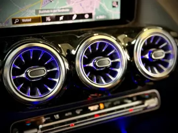 EQA 250 AMG MBUX Memory Ambiente CarPlay KAMERA