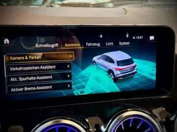 EQA 250 AMG MBUX Memory Ambiente CarPlay KAMERA