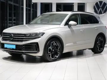 Touareg 3.0TDI Facelift Elegance Luft Pano Allra