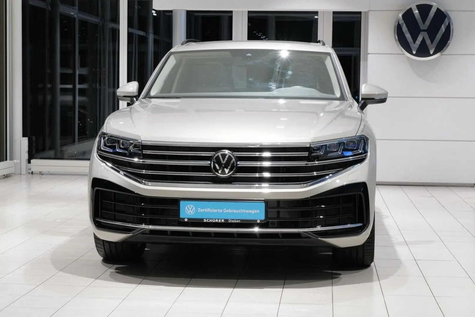 Touareg 3.0TDI Facelift Elegance Luft Pano Allra
