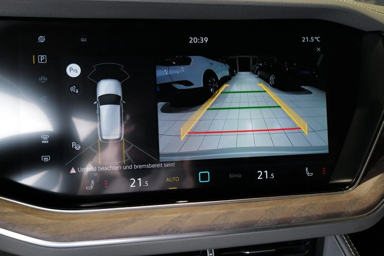 Touareg 3.0TDI Facelift Elegance Luft Pano Allra