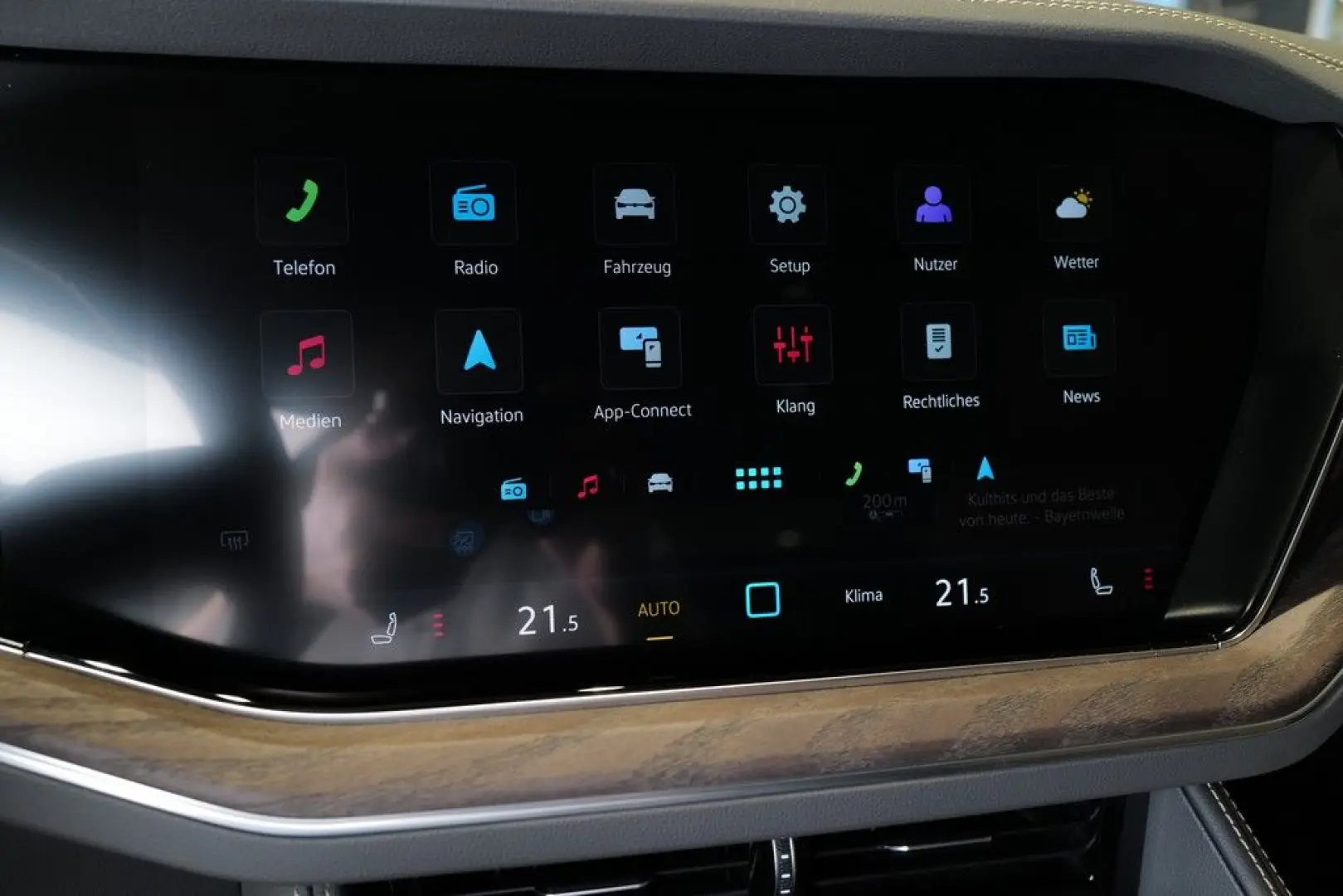 Touareg 3.0TDI Facelift Elegance Luft Pano Allra