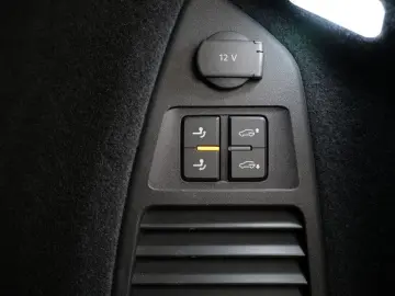 Touareg 3.0TDI Facelift Elegance Luft Pano Allra