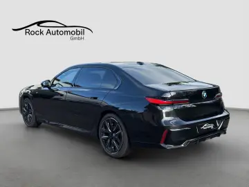 740 d xDrive M Sport Pro B&W  Garantie