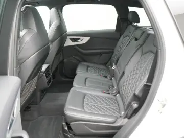 SQ7 STANDHZ PANO AHK RAUTE LUFT LEDER NAVI VIRT