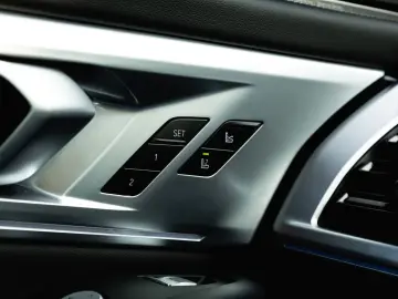 XM 50e   M Multifunktionssitze   Individual