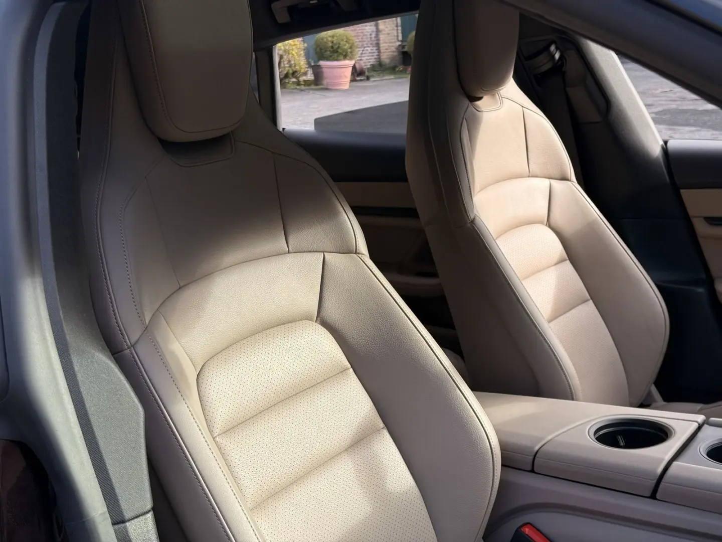 Taycan 4 Cross Turismo INNODRIVE PANORAMA LED-MA