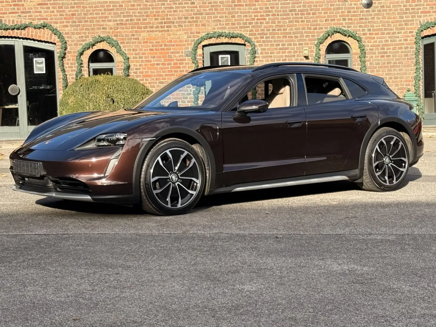 Taycan 4 Cross Turismo INNODRIVE PANORAMA LED-MA