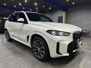 X5 30 d xDrive M Sport   Soft-Close   SkyLounge