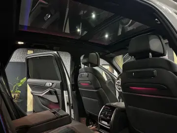 X5 30 d xDrive M Sport   Soft-Close   SkyLounge