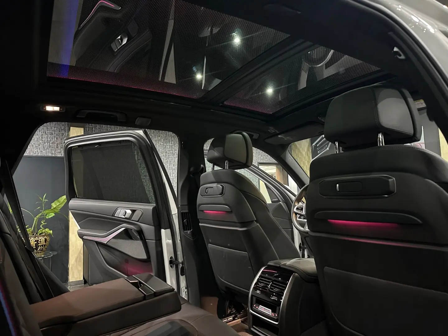 X5 30 d xDrive M Sport   Soft-Close   SkyLounge