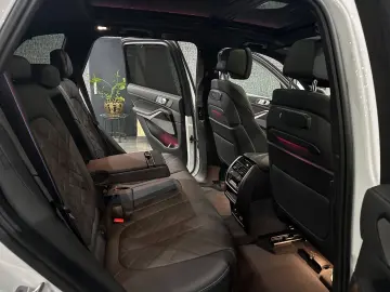 X5 30 d xDrive M Sport   Soft-Close   SkyLounge