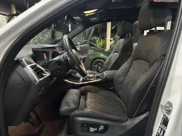 X5 30 d xDrive M Sport   Soft-Close   SkyLounge