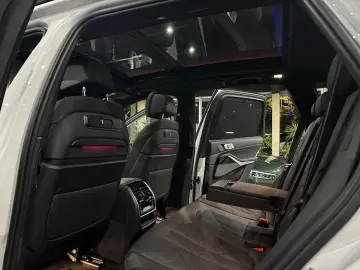 X5 30 d xDrive M Sport   Soft-Close   SkyLounge