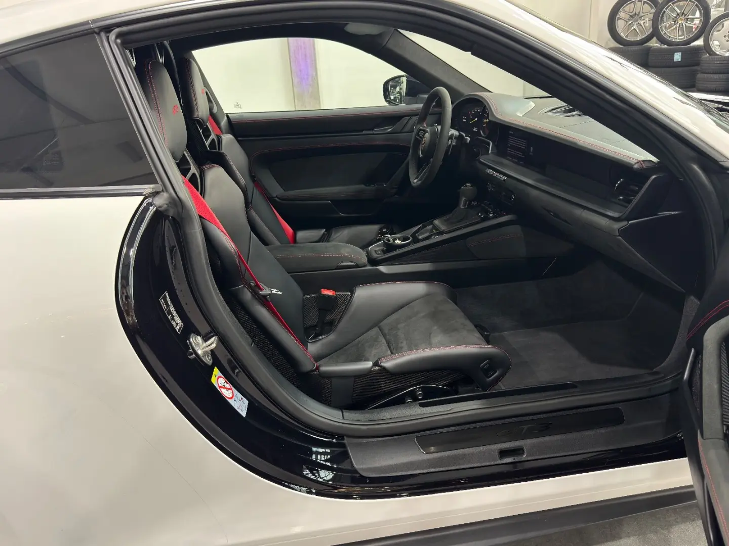 992 GT3 Clubsport Carbon Schalensitze LIFT BOSE