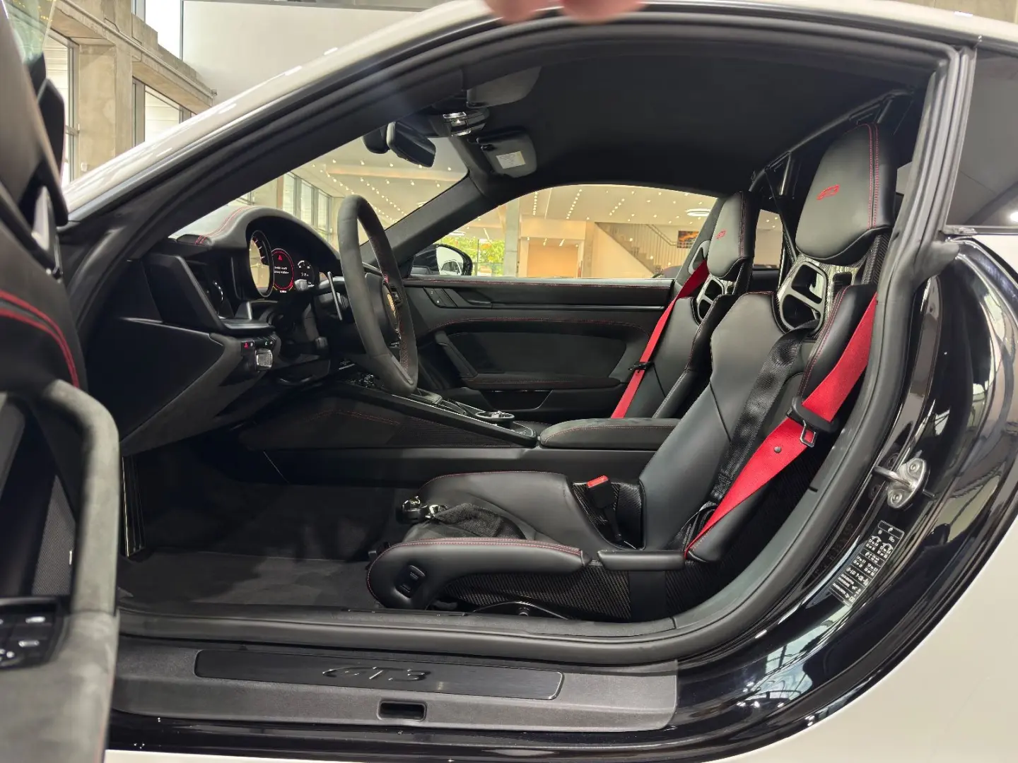 992 GT3 Clubsport Carbon Schalensitze LIFT BOSE