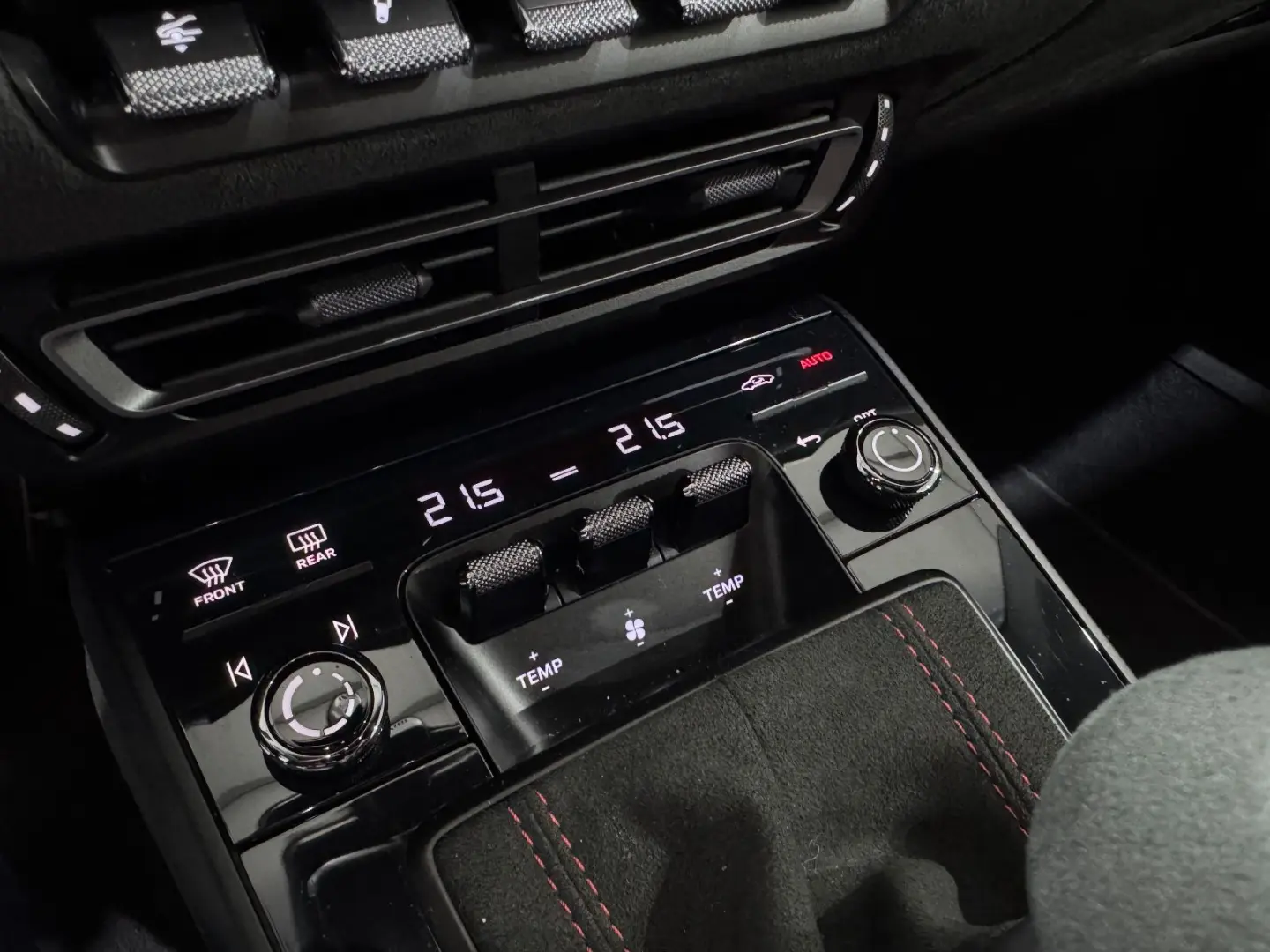 992 GT3 Clubsport Carbon Schalensitze LIFT BOSE