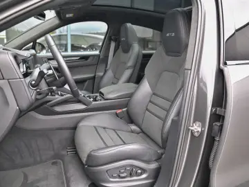 Cayenne GTS Coupe 4.0 V8 Pano  Standheizung  AHK