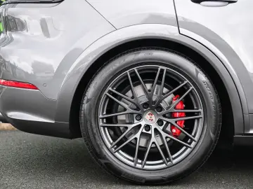 Cayenne GTS Coupe 4.0 V8 Pano  Standheizung  AHK