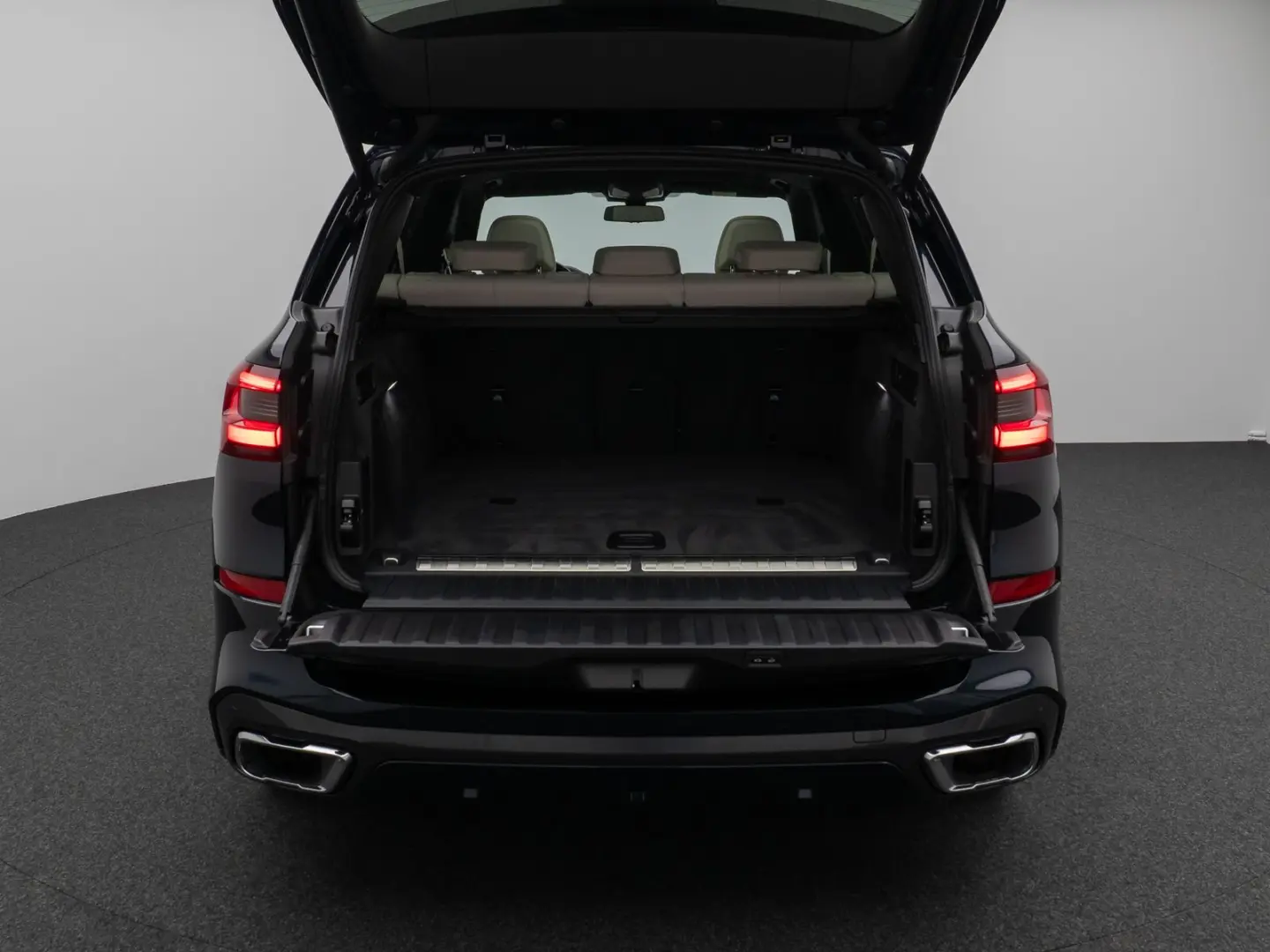 X5 xD45e M Sport 360 Panorama Laser HUD DAB H K